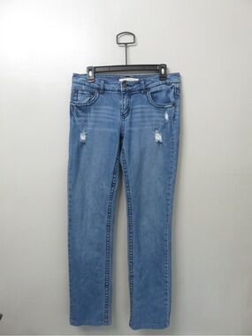 Light Wash Straight Leg Jeans